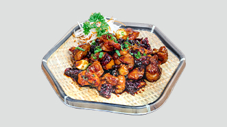 Spicy Garlic Diced Chicken